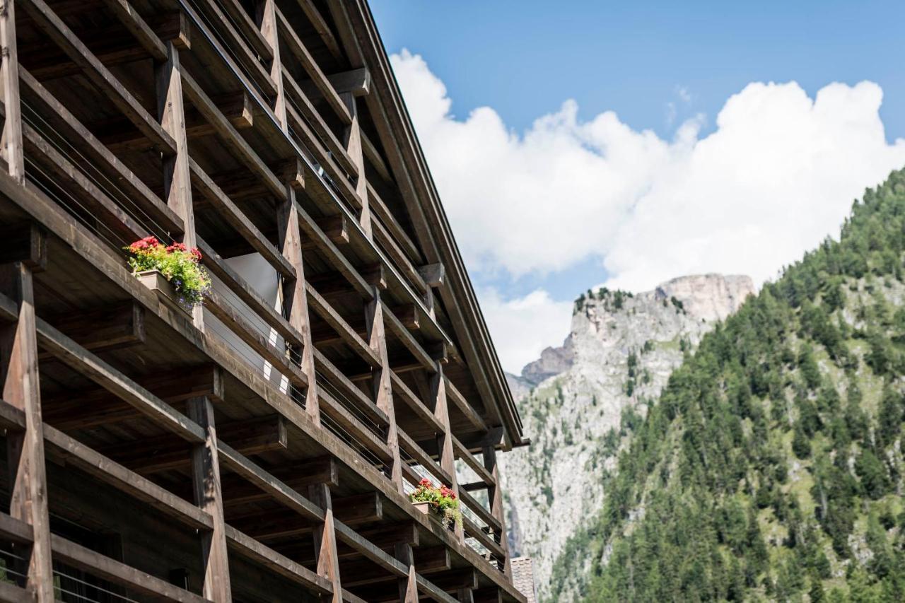 Cadepunt The Dolomites Lodge Sëlva di Val Gardena Eksteriør billede